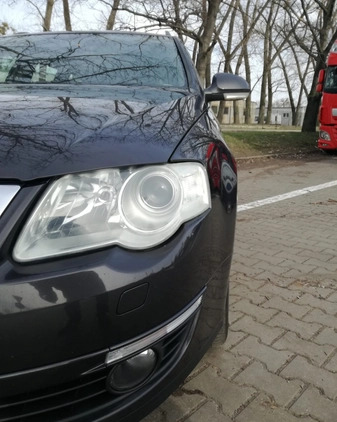 Volkswagen Passat cena 14500 przebieg: 275000, rok produkcji 2005 z Piaseczno małe 667